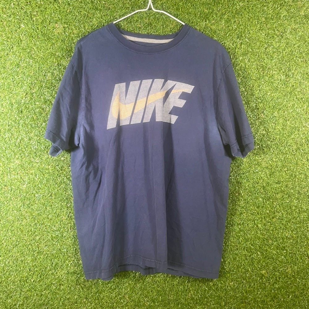 Nike Tee